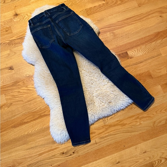 Good American Skinny Jeans - Picture 5 of 5